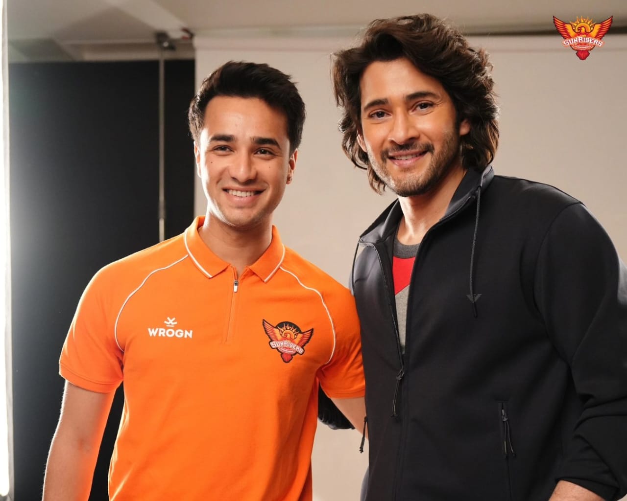 Superstar Mahesh Babu Meets Sunrisers